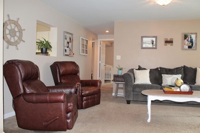 Photo - 1810 Longyear Ave
