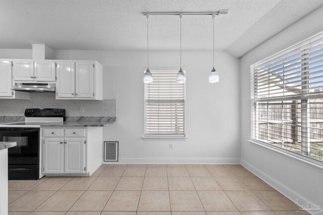 383 Mirabelle Dr