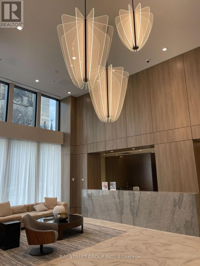 Photo - 75 James St S Unit 2511