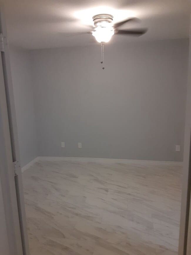 Photo - 18333 Roehampton Dr Unit 1018