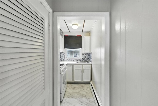 Photo - 439 Lowell St Unit 1