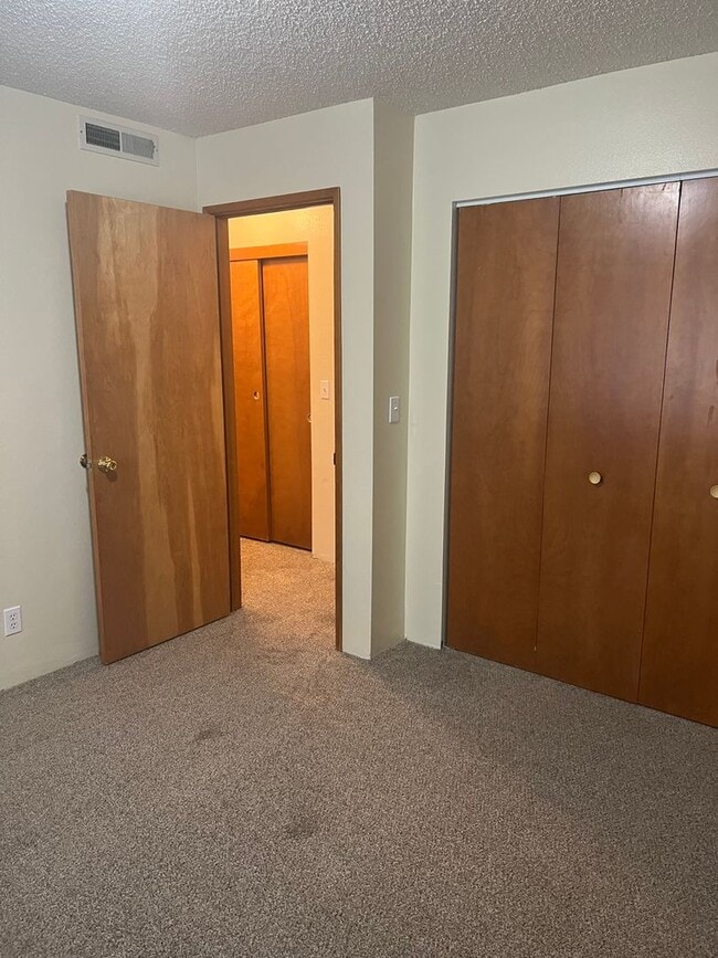 2187-2189 NW North Hill Dr Unit 2189