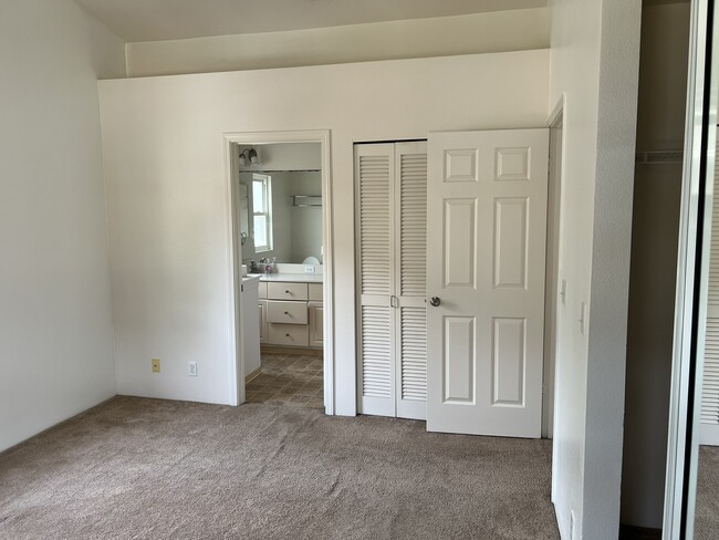 Photo - 87-1976 Pakeke St