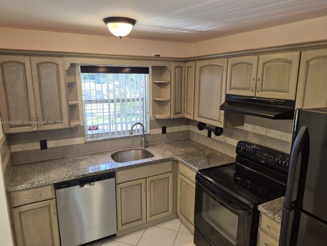 Photo - 5100 SW 64th Ave Unit 201A