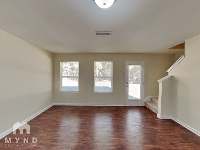 Photo - 168 Alton Cir