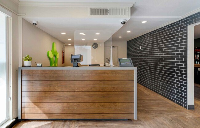 Furnished Studio-San Francisco - San Mateo - SFO