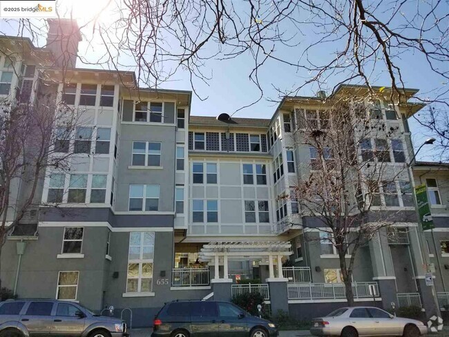 Building Photo - 655 12th St Unit 309 Rental