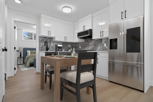 Building Photo - 15503 99 Ave NW Unit 2