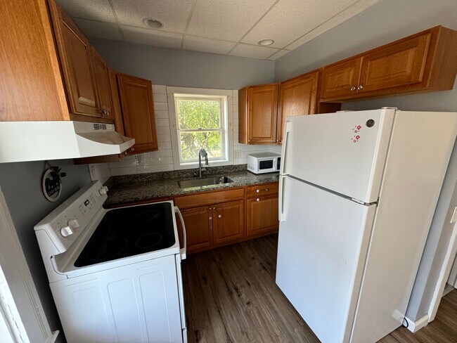 Photo - 507 Broadway St Unit 5