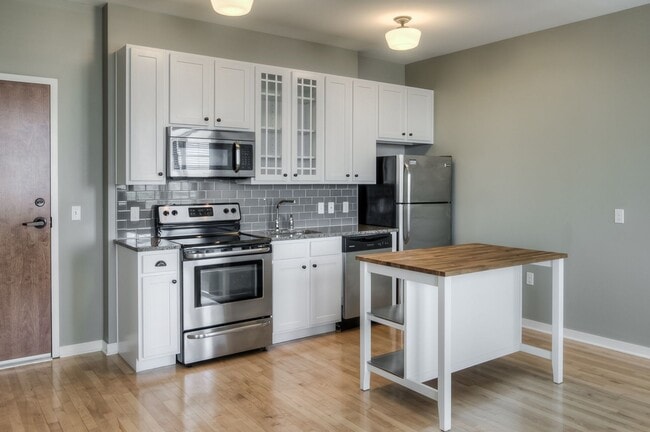 Photo - The Barker — Downtown Omaha at Your Doorstep