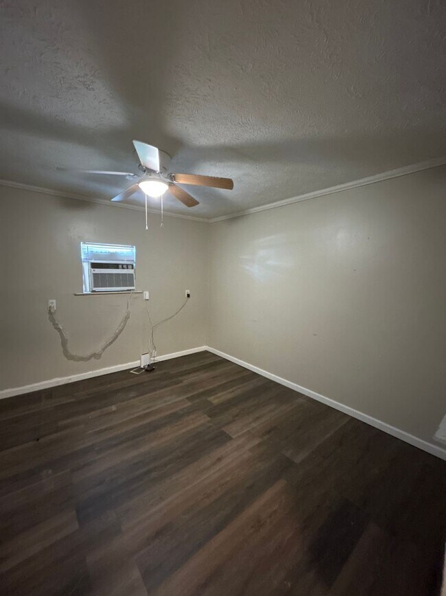 Building Photo - 92 S 1st Ave Unit 2 Rental