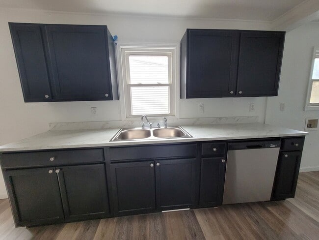 Photo - Recently Renovated 2 Bedroom 1 Bath Home!