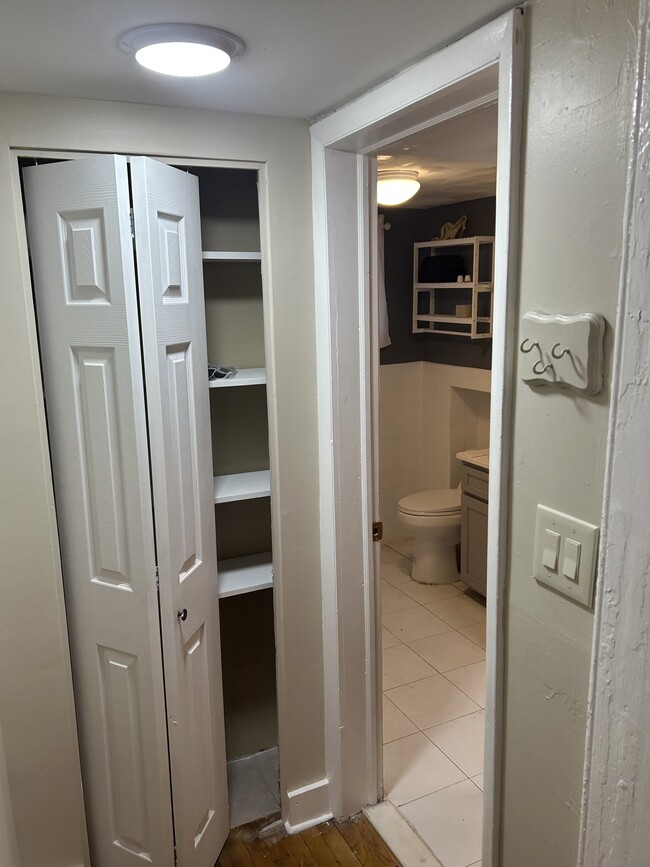 Photo - 100 Monroe St Unidad 1