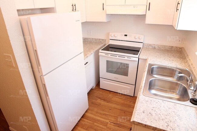 Photo - 301 Peterson St Unit 104