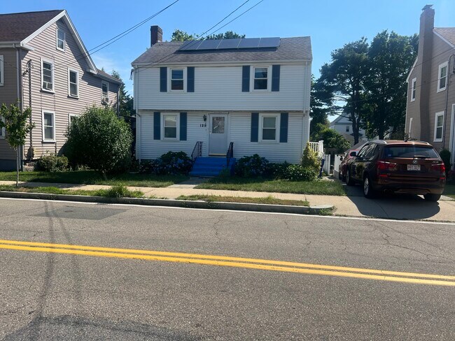 125 Thacher St