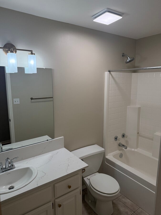 Photo - 5610 Whitney Cir