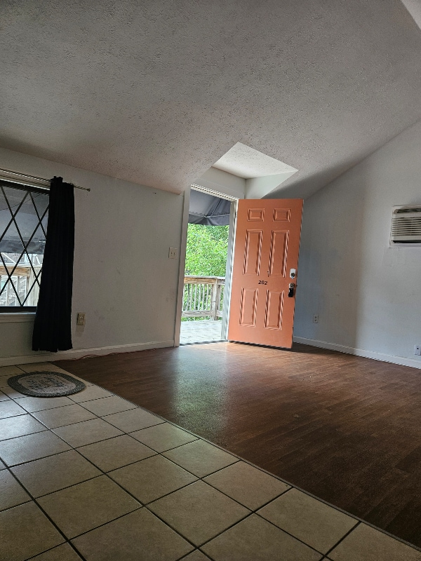 Building Photo - 237 Main St Unit 202