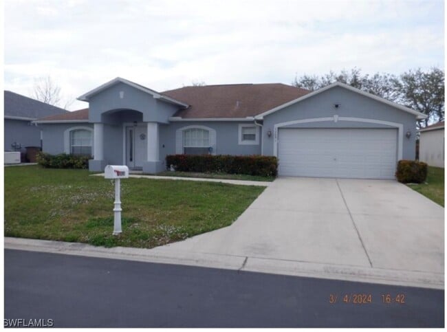 Building Photo - 15091 Hawks Shadow Dr Rental