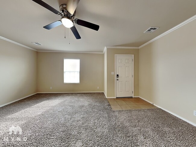 Photo - 3504 E Gillette St