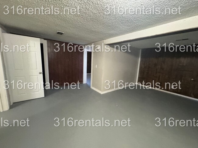 Photo - 1201 Hoch Unit 2