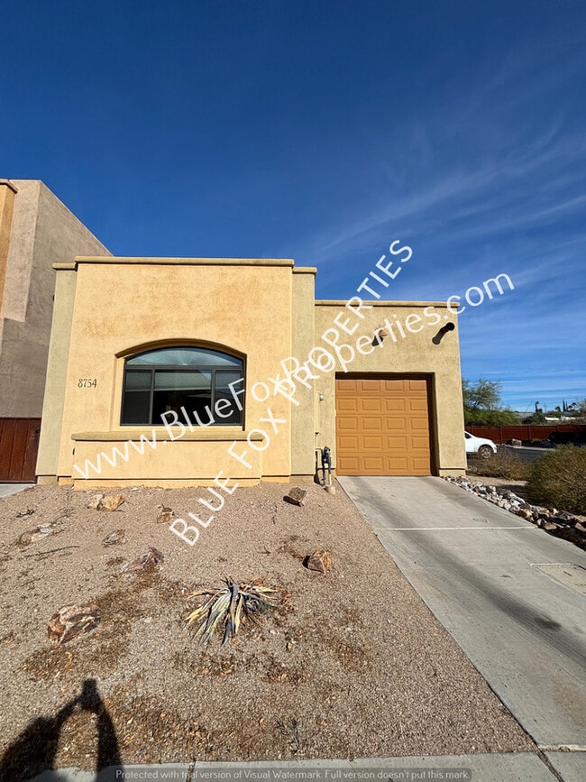 Building Photo - 8754 E Perry Park Cir