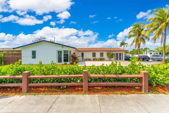 Photo - 12205 SW 42nd St House
