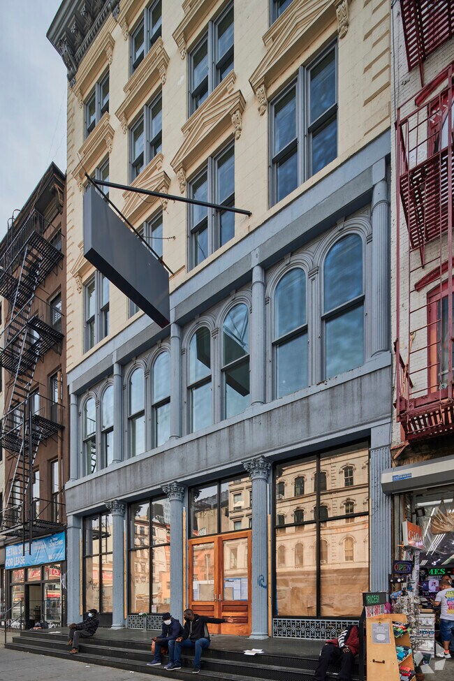 Entrada - 304 Canal St