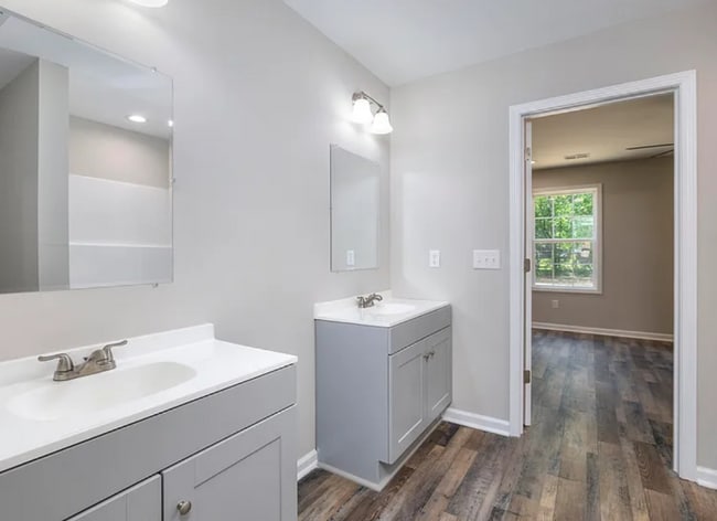 Photo - 508 Church St Unit 508  B