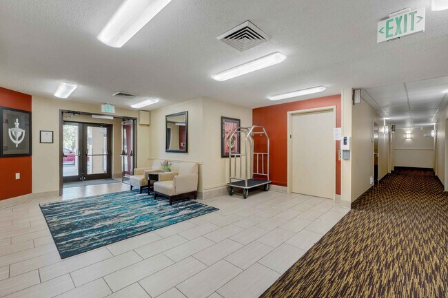 Furnished Studio-St. Louis - St. Peters