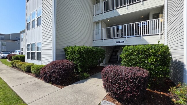 Photo - 8642 South Bridge Dr