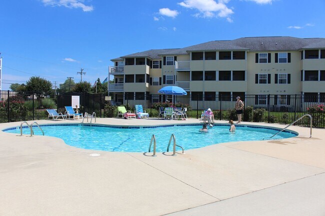 Photo - Funished condo located on RT1, just a short drive to the beach and walkable to area shopping. Unit 2306