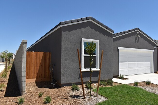 Photo - 4486 N San Clemente Ave