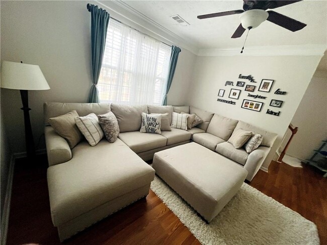 Photo - 102 Weatherstone Square Dr