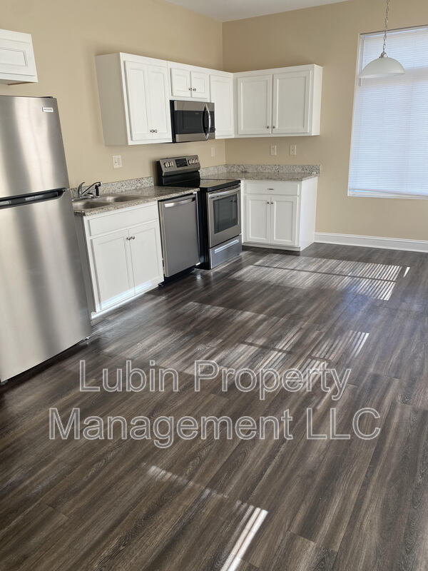 Photo - 1655 Madison Ave Unit 304