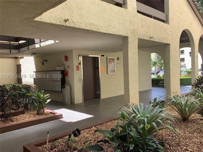 Photo - 8933 SW 123rd Ct Unit 401