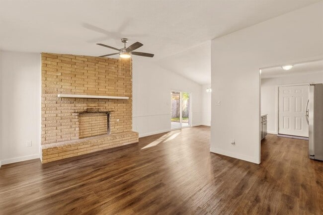 Photo - 2507 Biggs Dr