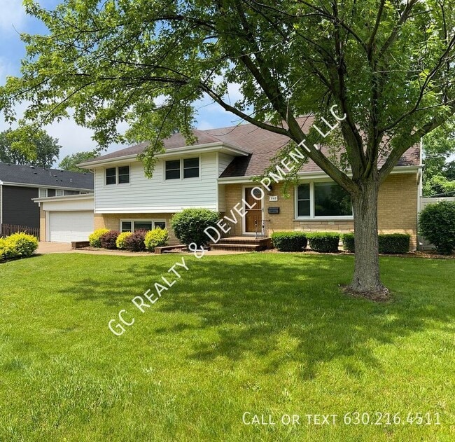 Building Photo - 942 59th St Rental