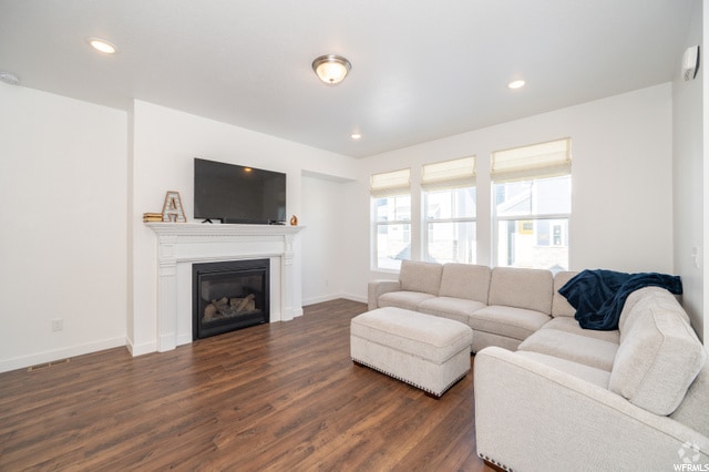 Building Photo - 4406 W 2550 N Unit B Rental
