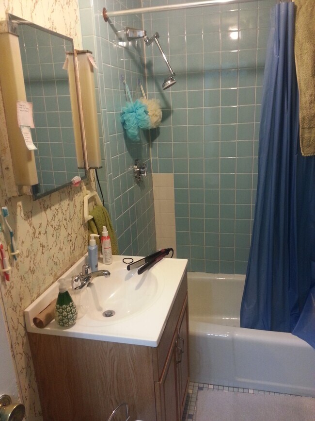 Photo - 23 N Beacon St Unit 1