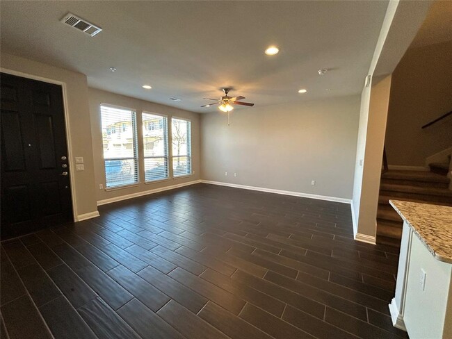 Photo - 13800 Lyndhurst St Unidad 233