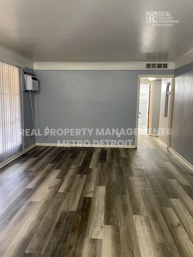 Photo - 25292 Orchard Grove St