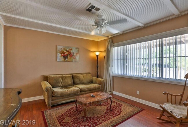 Photo - 19 Lowery St