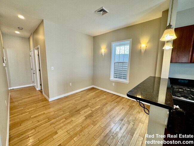 Photo - 22 Elmore St Unit 3