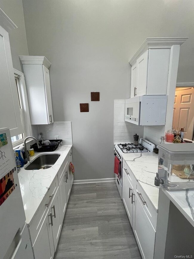 Photo - 109 New York Ave Unit Upper