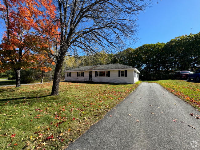 Building Photo - 98C Burnell Dr Rental