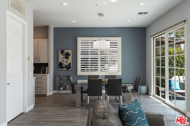 Photo - 546 N Indian Canyon Dr