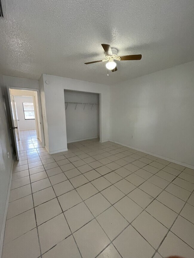 Photo - 727-729 Pineville Ln Unidad 727