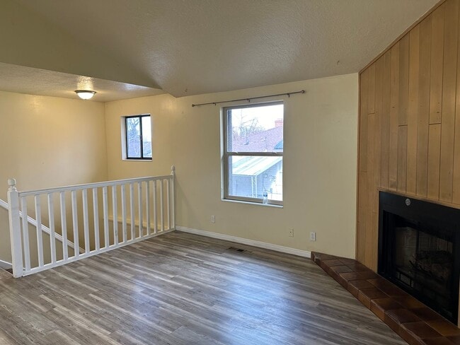 Photo - Beautiful 4 Bedroom
