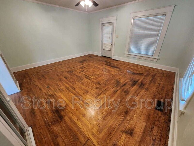 Photo - 2025 S 7th St