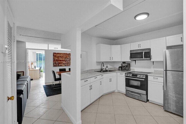 Photo - 1780 NE 191st St Unit 304-2